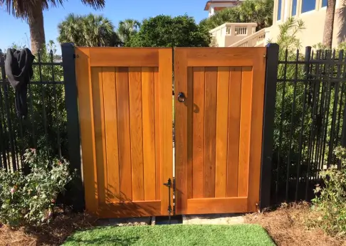 Discover the Perfect Fence for Your Charleston Home with FenceCraft